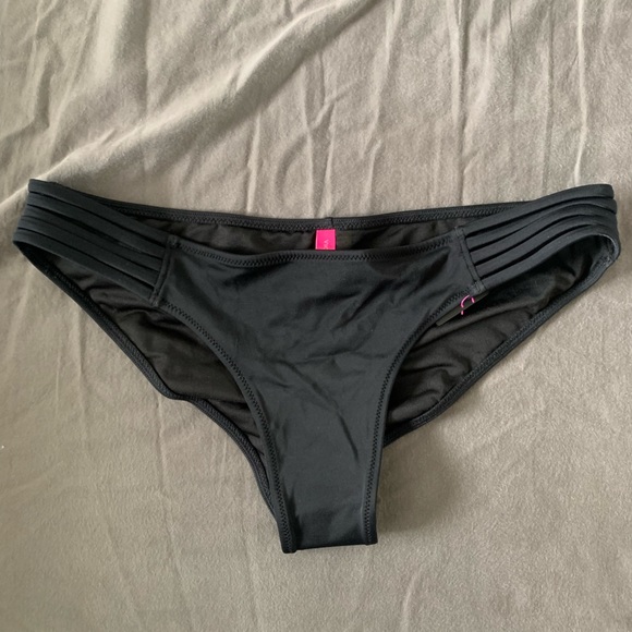 NWT/NWOT - VS Bikini Set - Picture 2 of 12